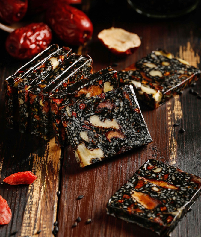 駝奶燕窩阿膠固元膏，女生滋補必吃補血益氣，美容養(yǎng)顏，吃出健康好氣色